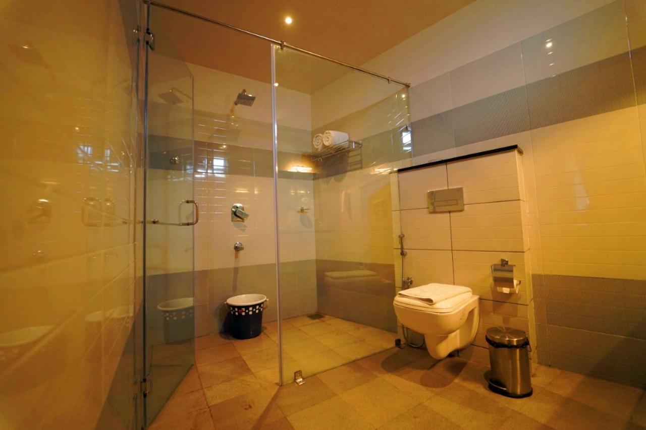 Withinn Hotel - Kannur Airport Экстерьер фото