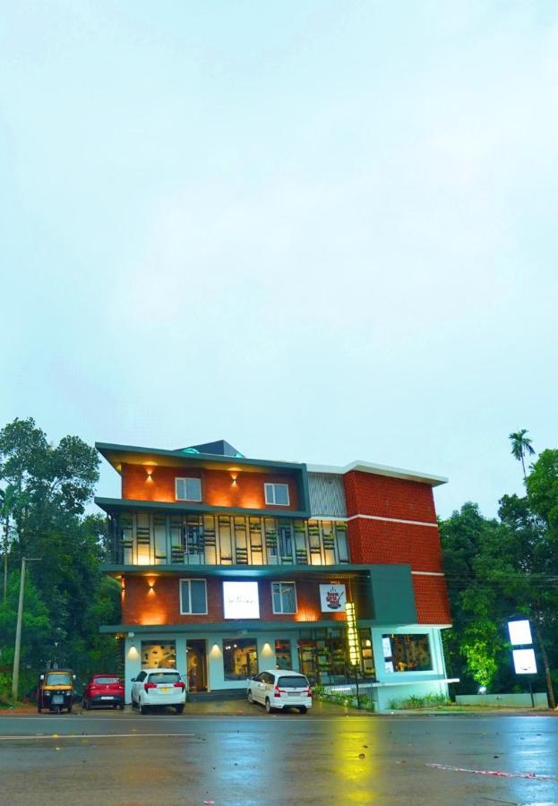 Withinn Hotel - Kannur Airport Экстерьер фото