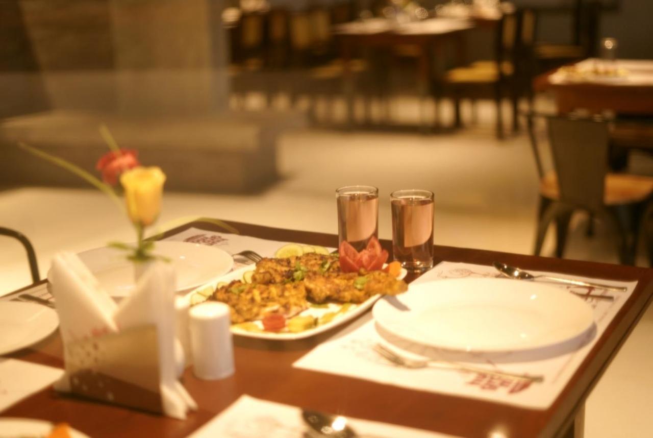 Withinn Hotel - Kannur Airport Экстерьер фото